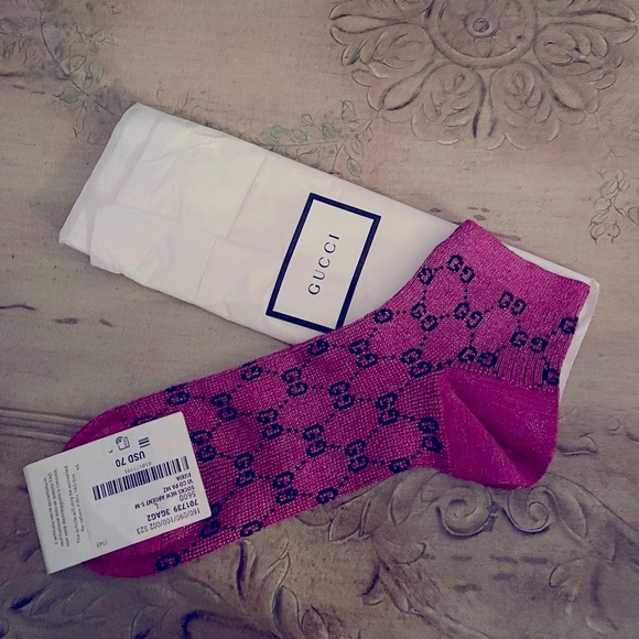 NWT Gucci socks fun pink with sparkle - Picture 1 of 3